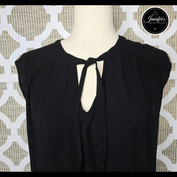 Old Navy Women's Black Front Tie Sleeveless Top Size Large - Picture 4 of 9